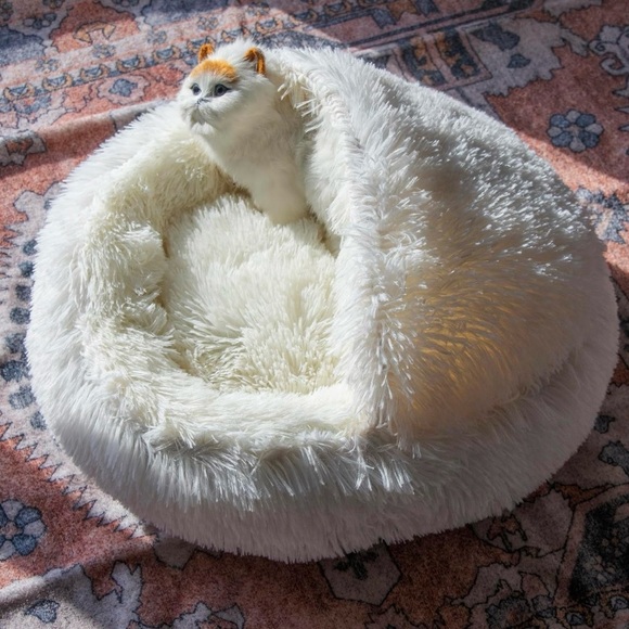 Plush fuzzy cat OR dog bed - Picture 4 of 4